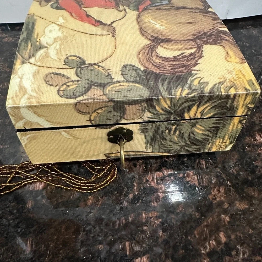 Vintage Western Cowboy Horse Rodeo Jewelry Box Beige Trinket Case Handle Tassel